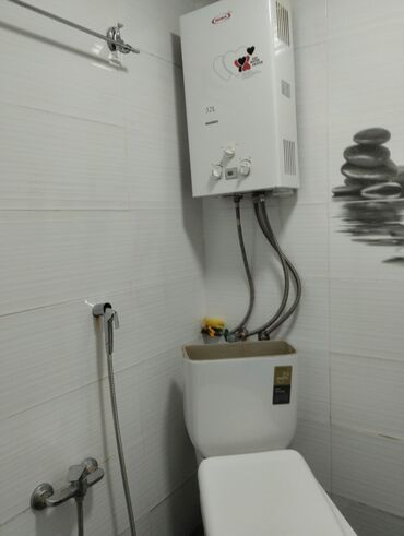 Uzunmüddətli kirayə evlər: 70 kv. m, 3 otaqlı, Qaz, Su, Kanalizasiya — 10