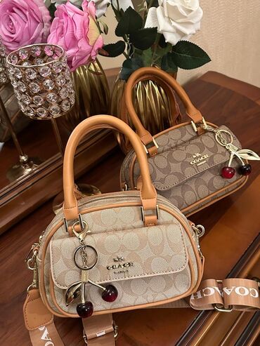 Çantalar: Əl çantası, Məşqçi, Yeni — 12