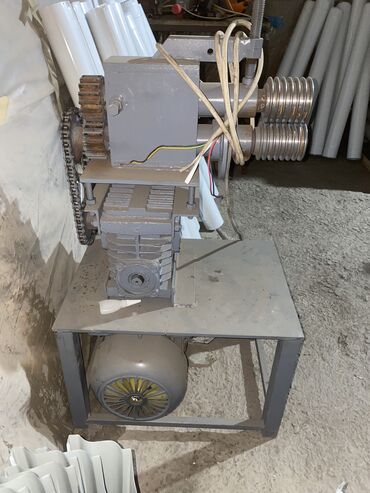 оборудование для ремонта: Колена опарат
220 волт
Сорех 210000 сом