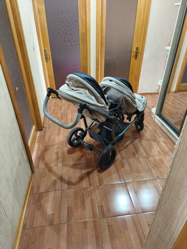 Əkizlər üçün arabalar: Əkizlər üçün araba, Bebeto, İşlənmiş, Ünvandan götürmə -da lalafo.az — 5 Əkizlər üçün arabalar: Əkizlər üçün araba, Bebeto, İşlənmiş, Ünvandan götürmə — 5