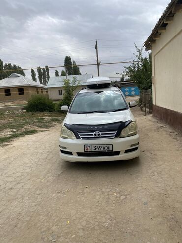 Toyota: Toyota Ipsum: 2004 г., 2.4 л, Автомат, Бензин, Минивэн
