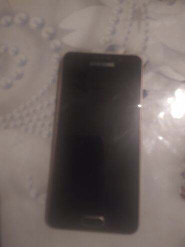 işlənmiş telefonlar a3: Samsung Galaxy A3 2016, 16 GB, rəng - Qızılı