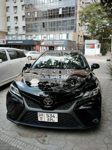 срочно продам машину дёшево: Toyota Camry: 2018 г., Седан
