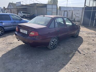 продаю связи с переездом: Daewoo Nexia: 2011 г., 1.6 л, Механика, Бензин, Седан