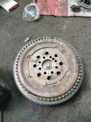 компрессор купить бишкек: Маховик высокий. спринтер CDI. состояние отличное