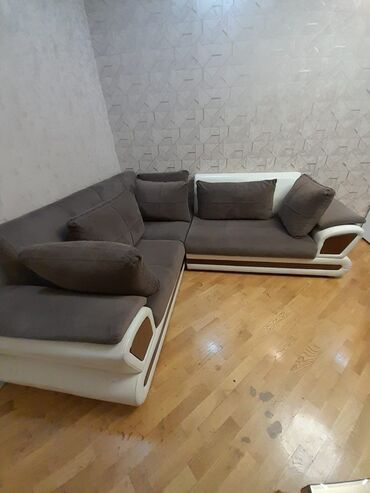 Künc divan, Açılan, Parça