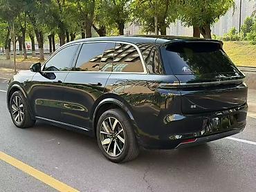changan lamore: Lixiang L8: 2023 г., Внедорожник — 7