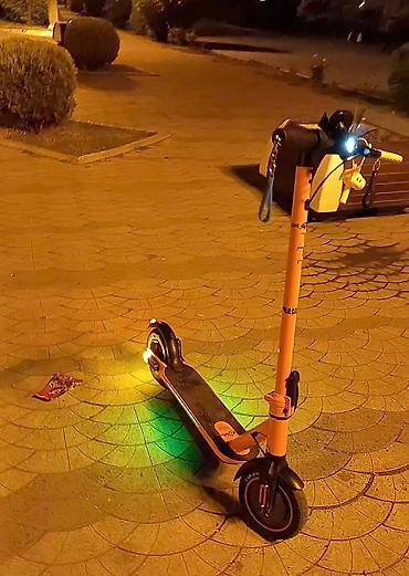 skuter alıram: Elektrik skuter – parlaq narıncı rəng, şəhər sürüşü üçün ideal — 2