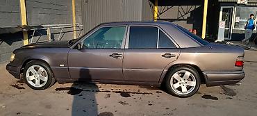 япошки: Mercedes-Benz E-Class: 1994 г., 3.2 л, Автомат, Бензин, Седан — 3