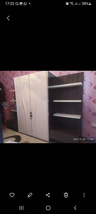 taxt kravati: Mebel dəsti – dolab və açıq rəf bölməsi - Material: ağ və tünd — 1