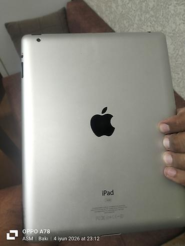 apple ipad a16: İşlənmiş Apple iPad 4 (2012), 9,7", < 64 GB, Ödənişli çatdırılma — 6