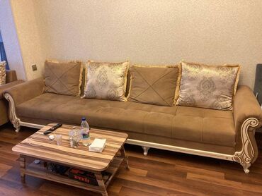 Uzunmüddətli kirayə mənzillər: Binəqədi rayonu,9 mkr,Üzeyir şadlıq sarayı ilə üzbəüz,2 otaqlı — 2