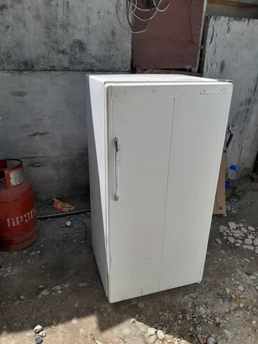 холодильник stinol: Холодильник Biryusa, Б/у, Однокамерный, Total no frost, 50 * 140 * 50