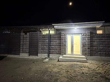 Продажа коттеджей и домов: 🏡 Продаётся уютный кирпичный дом в районе Рухий Мурас-2! Отличное — 18