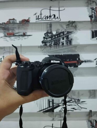 nikon d7200: Yeni kimidir.Cox az istifadə olunub təqribi 4-5 dəfə.Cantasida var