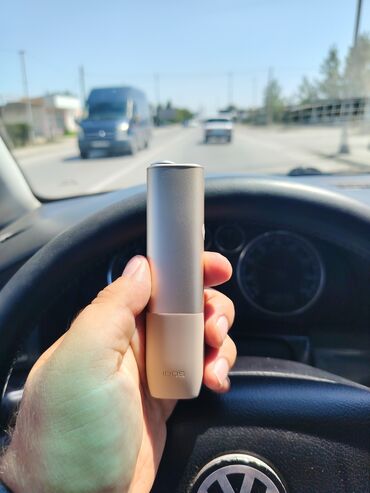 IQOS Iluma tütün qızdırma sistemi müasir dizaynı və innovativ