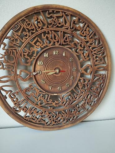usaq stolu: Divar Saatı razmer 45 45 sm — 1