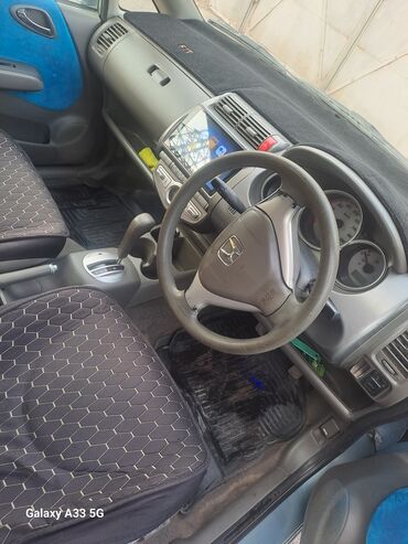 Honda: Honda Fit: 2004 г., 1.3 л, Автомат, Бензин, Хэтчбэк — 7