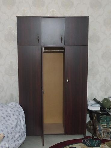 Mebel: Üç bölməli paltar dolabı Təsvir: - Material: laminat/MDFlam lalafo.az -da Mebel: Üç bölməli paltar dolabı Təsvir: - Material: laminat/MDFlam