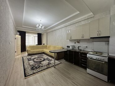Долгосрочная аренда квартир: 3 комнаты, Риэлтор, Без подселения, С мебелью полностью