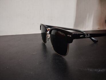 ray ban eynəkləri: Salam orginal ray bandi girib qiymetder ede baxa bilersiz şüşesinde