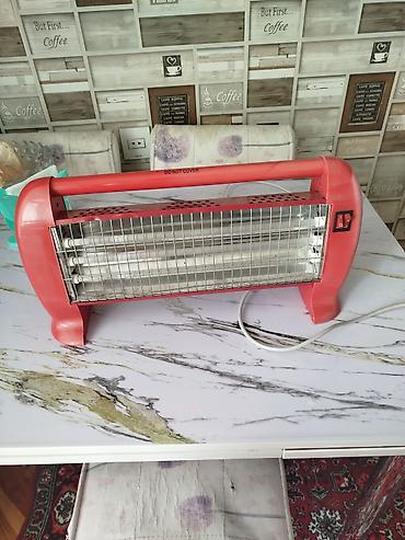 Elektrikli qızdırıcı – model LX-2820 - Rəng: qırmızı - Güc: 1300 W