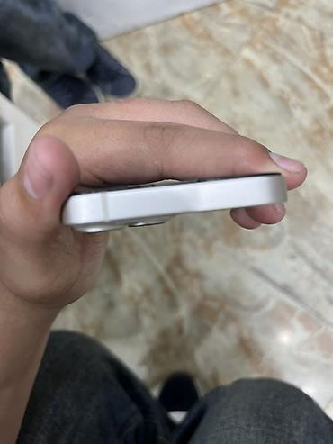 Apple iPhone: IPhone 13, Ağ — 4