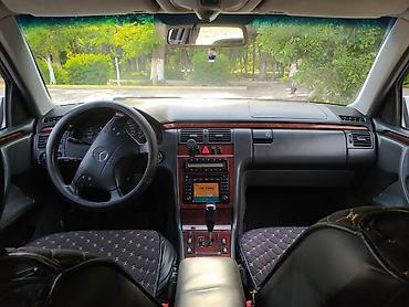 крыло ауди 100: Mercedes-Benz E-Class: 2000 г., 2.8 л, Автомат, Бензин, Седан — 7