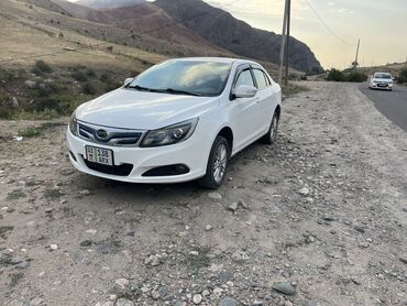 электромобиль neta: BYD e5 2019 года запас хода 405км фактически 300 км машина 160kw