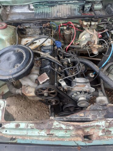 Audi: Audi 80: 2 l | 1984 il Sedan