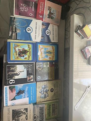 Книги и журналы: Продаю учебники 5 6 7 классы. Английский, Кыргызский, Русский язык — 1