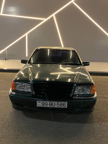 Mercedes-Benz: Mercedes-Benz 240: 2.4 l | 1998 il Sedan — 2