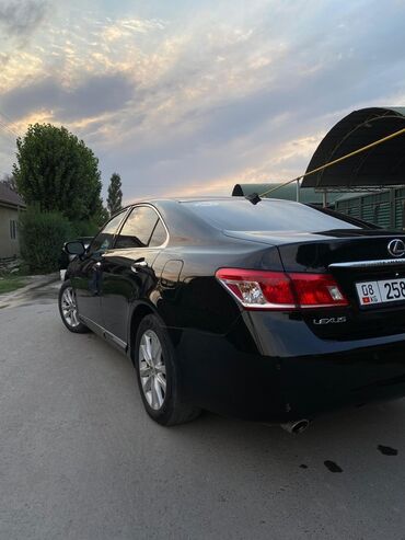 Lexus: Представляем черный седан Lexus ES 350, модель 2010 года. Этот — 9