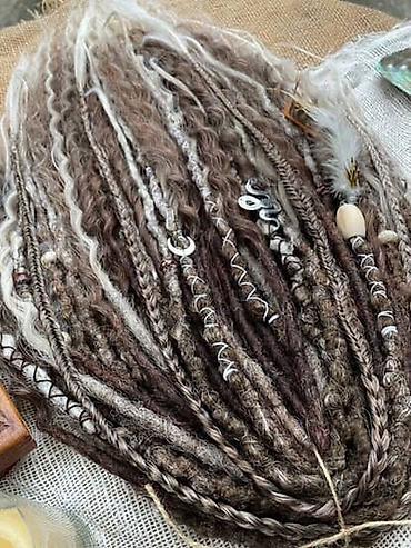 Другие услуги в сфере красоты и здоровья: У нас можно: 	•	Заплести дреды, дредокудри, афрокосы — 8