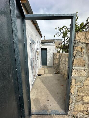 Həyət evləri və villalar: 60 kv. m, 2 otaqlı
