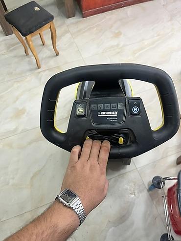 cən işlənmiş: Orijinal Kärcher Professional Mərtəbə Yuma Maşını (Az işlənib) — 3