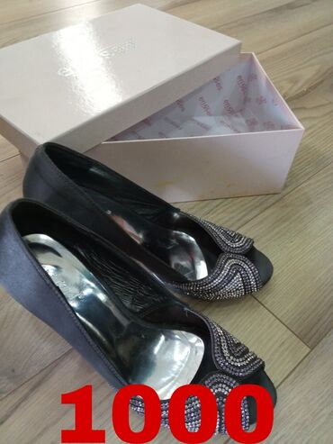 вечерние замшевые туфли: Туфли 38, цвет - Серый