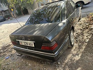 ручка w210: Mercedes-Benz W124: 1993 г., 3.2 л, Автомат, Газ, Седан — 1