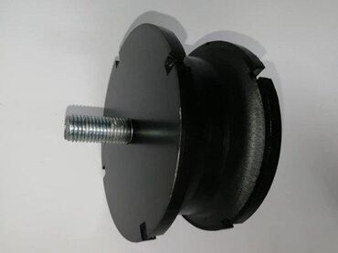 Ostalo: Držač vibrovaljka Dynapac – manji model 🔩 U ponudi su držači za — 2