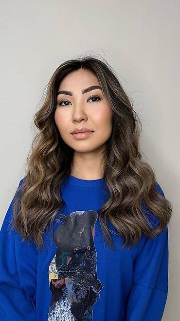 Парикмахеры: В салон красоты требуется парикмахер-колорист с опытом Навыки умение — 7