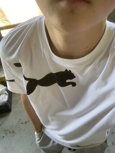 мужское пальто черное: Мужская футболка, L (EU 40), Puma, Б/у, цвет - Белый, Самовывоз
