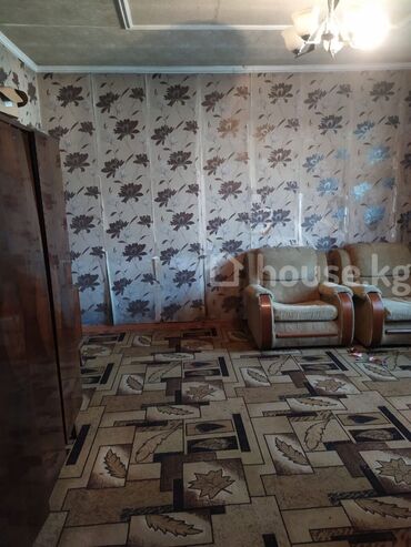 Долгосрочная аренда домов: 100 м², 5 комнат, Утепленный, Бронированные двери, Парковка