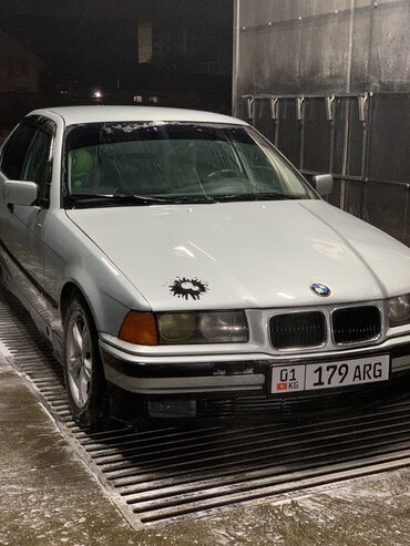 машина 06: BMW 3 series: 1993 г., 2 л, Механика, Бензин, Седан