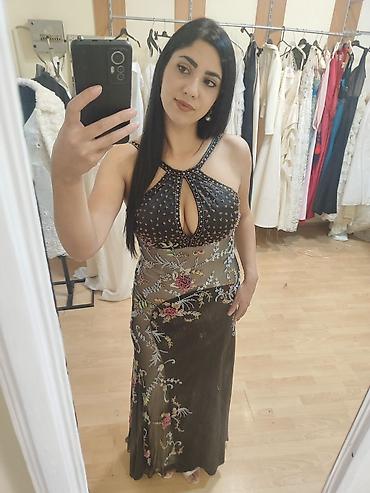 bele pantalone i sako: Haljine za sve prilike - Elegantne večernje i svečane haljine u — 5