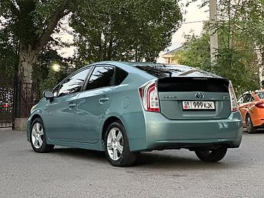 спойлер солярис 1: Toyota Prius: 2013 г., Вариатор, Гибрид, Хэтчбэк — 3