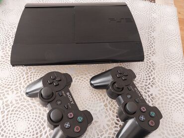 ps3 oyun yazılması: Playstation 3 yaxşı veziyetdədir icində 78 oyun var 2pult və bütün