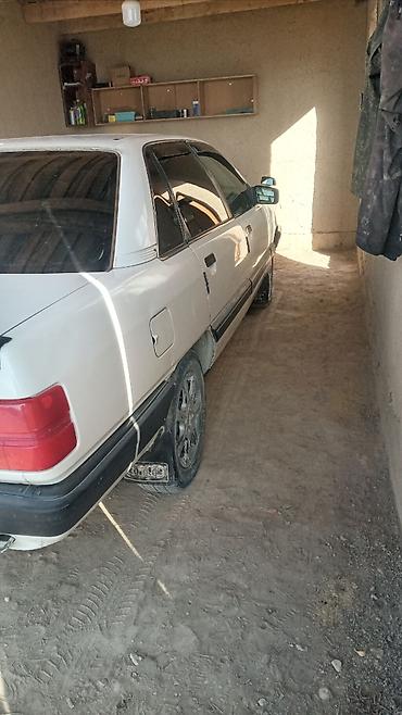 салон на ауди: Audi 100: 1990 г., 2 л, Механика, Бензин, Седан — 3
