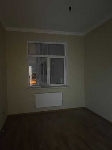 Uzunmüddətli kirayə mənzillər: Kırayə Mıda 2 hovsan 4 otaq əşyalı 500 əşyasız 400 — 8