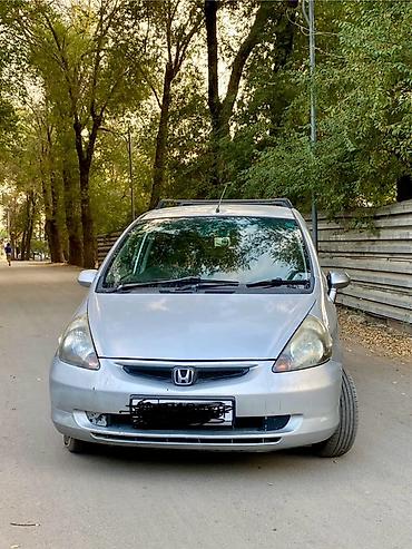 Honda Fit: 2001 г., 1.3 л, Автомат, Хэтчбэк