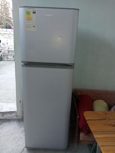 şirniyyat soyuducu: Б/у Холодильник Biryusa, цвет - Серый
